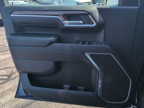 Used 2023 Chevrolet Silverado 1500 LT AWD/4WD image 21