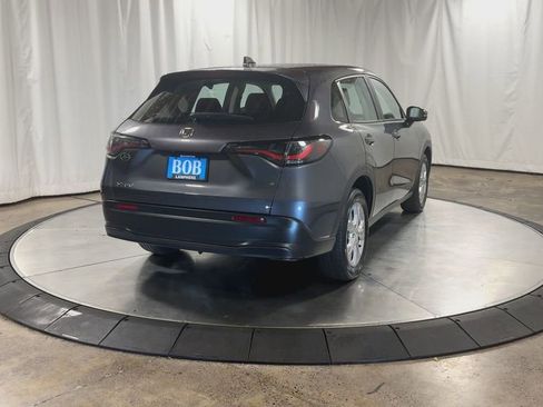 Used 2023 Honda HR-V LX image 9