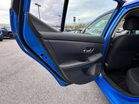 Used 2021 Nissan Sentra SV FWD image 25