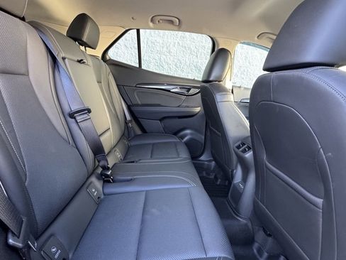 Used 2023 Buick Envision Essence image 7