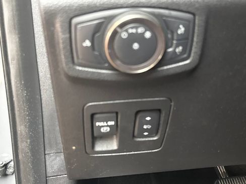 Used 2020 Ford F150 Raptor w/ Equipment Group 802A Luxury AWD/4WD image 22