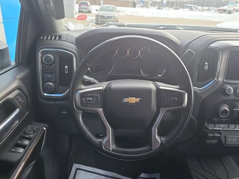 Used 2023 Chevrolet Silverado 2500 LT image 9