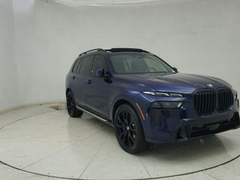 Used 2024 BMW X7 xDrive40i w/ Executive Package image 68