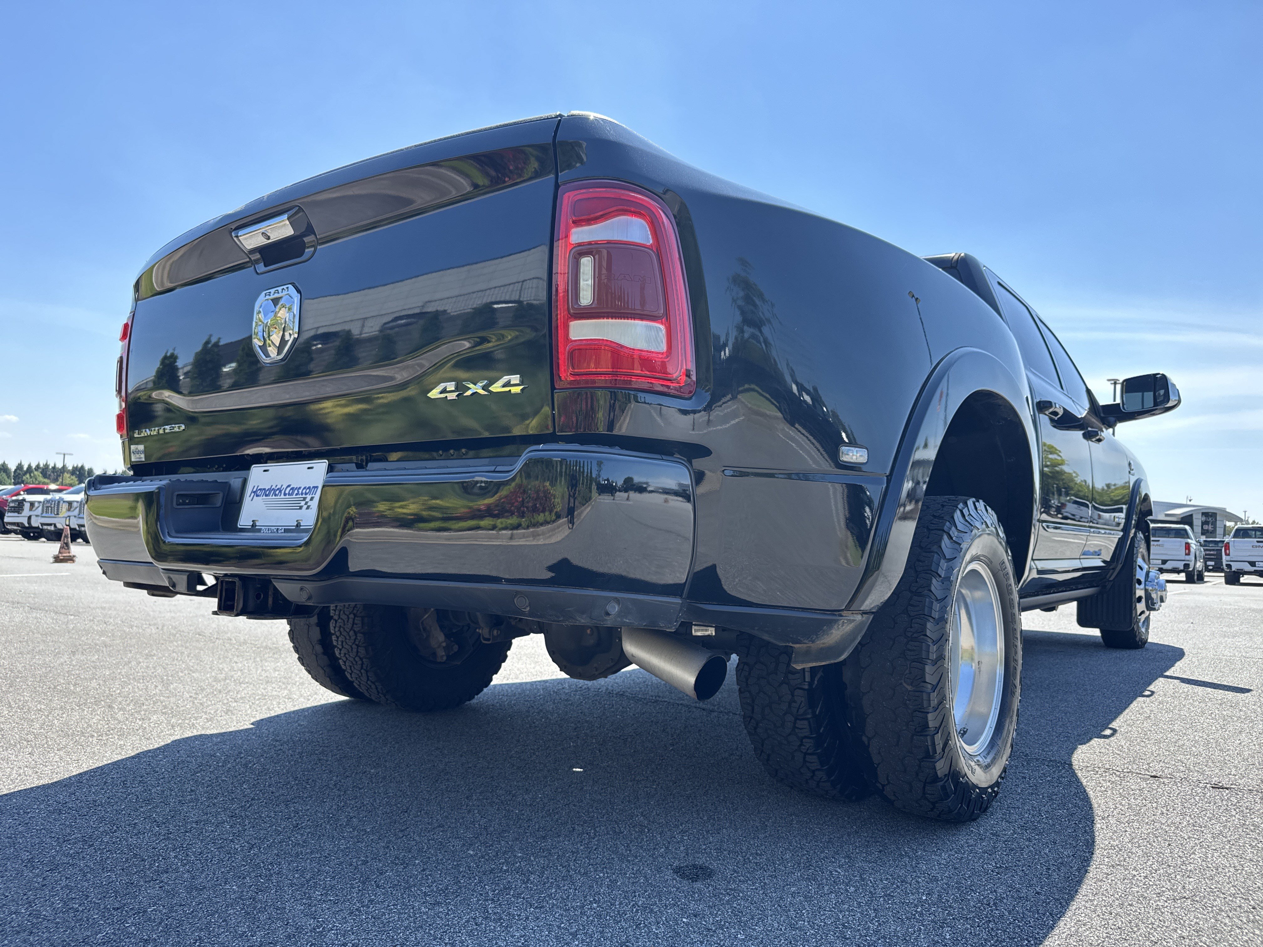 Used 2019 RAM 3500 Limited w/ Max Tow Package AWD/4WD image 10