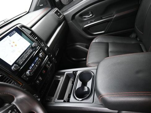 Used 2021 Nissan Titan PRO-4X w/ Pro-4x Convenience Package AWD/4WD image 20