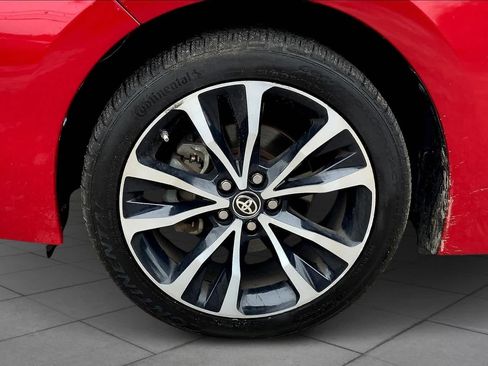 Used 2018 Toyota Corolla SE image 11