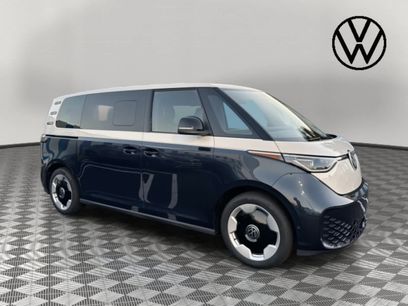 New 2025 Volkswagen ID. Buzz Pro S Plus