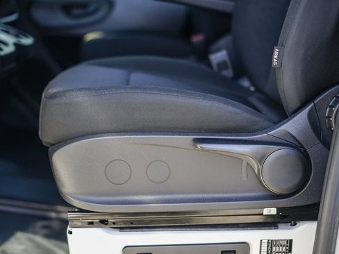 New 2024 Mercedes-Benz eSprinter 170 Cargo image 21