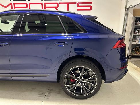 Used 2019 Audi Q8 Prestige AWD/4WD image 4
