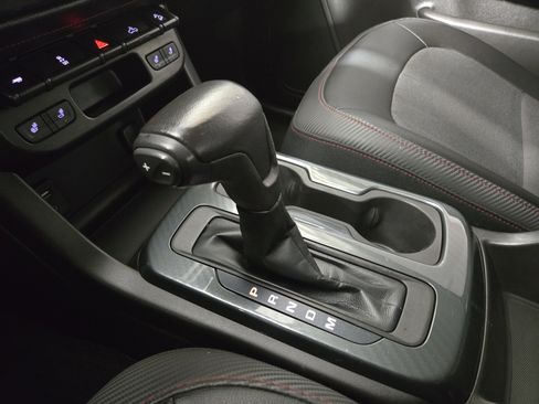 Used 2016 GMC Canyon SLE w/ All Terrain Package image 23