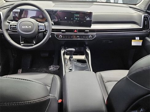 New 2025 Kia Sorento S w/ Panoramic Sunroof Package image 7