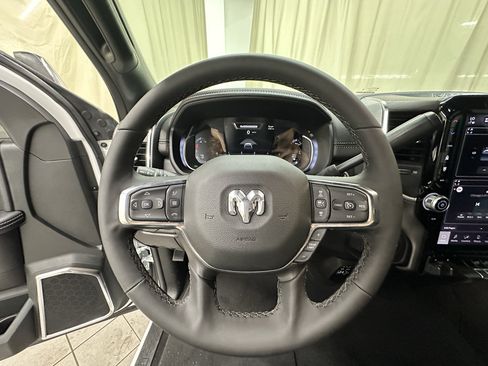 Used 2026 RAM 2500 Laramie AWD/4WD image 26