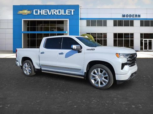 New 2026 Chevrolet Silverado 1500 High Country AWD/4WD image 7
