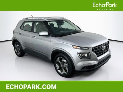 Used 2025 Hyundai Venue SEL