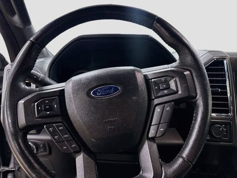 Used 2015 Ford F150 XLT w/ Equipment Group 302A Luxury AWD/4WD image 11