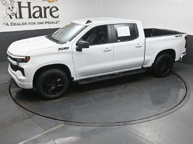 Used 2024 Chevrolet Silverado 1500 RST AWD/4WD image 44