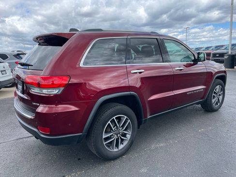 Used 2019 Jeep Grand Cherokee Limited w/ Luxury Group II AWD/4WD image 4