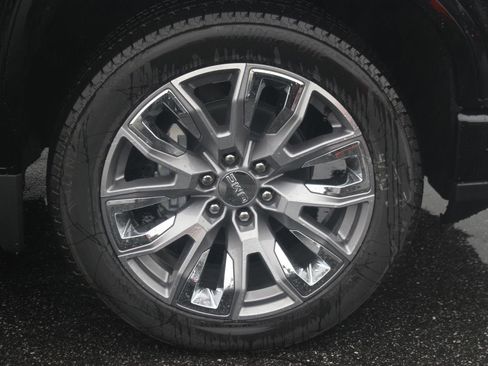 New 2026 GMC Sierra 1500 Denali w/ Denali Reserve Package image 23