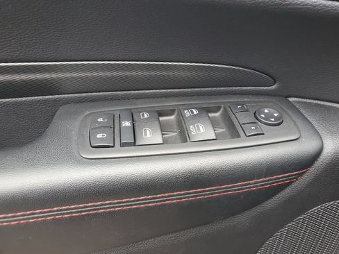 Used 2025 Dodge Durango GT AWD/4WD image 6