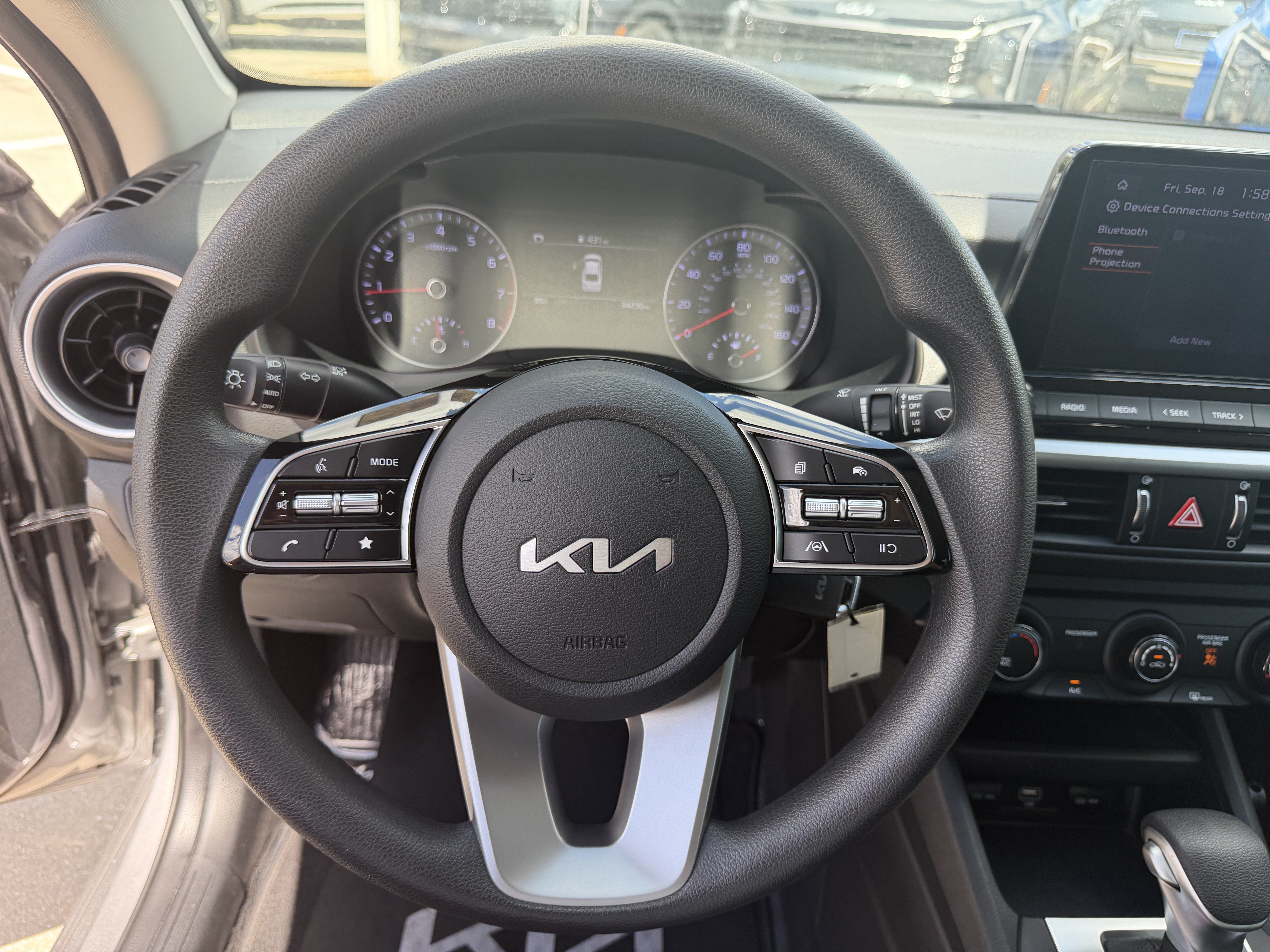 Certified 2023 Kia Forte LXS w/ LXS Technology Package FWD image 29