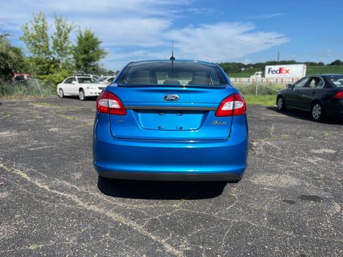 Used 2012 Ford Fiesta SE FWD image 6