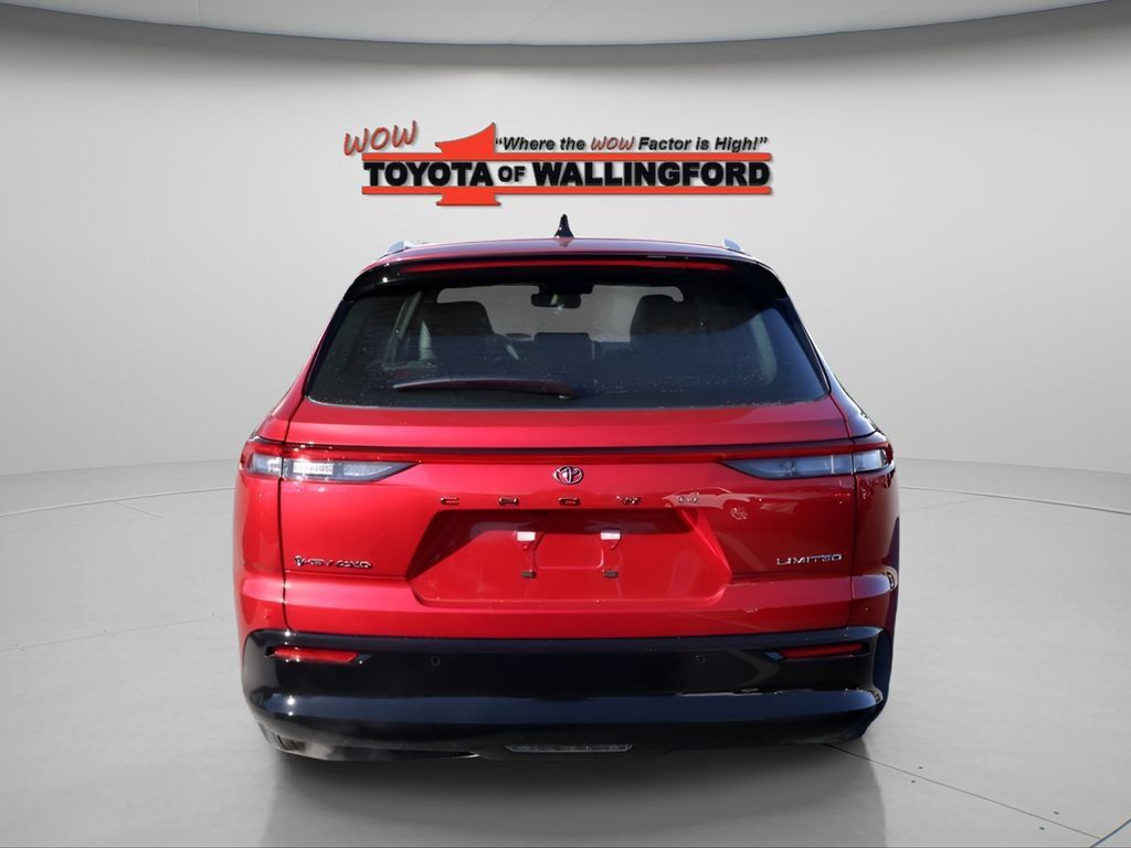 Certified 2025 Toyota Crown Signia w/ Advanced Technology Package AWD/4WD image 3