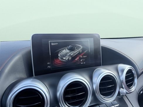 Used 2018 Mercedes-Benz AMG GT Roadster image 64