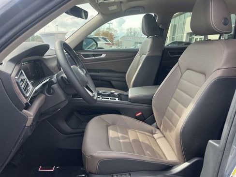 New 2026 Volkswagen Atlas SEL image 24