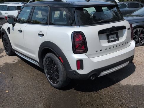 Used 2024 MINI Cooper Countryman S FWD image 2