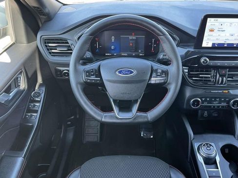 Used 2025 Ford Escape ST-Line Select image 17