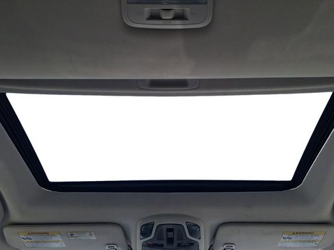 Certified 2024 Subaru Outback Premium AWD/4WD image 13