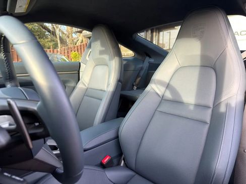 Used 2024 Porsche 911 Carrera image 10