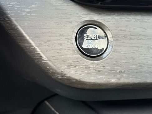 New 2025 Nissan Murano SL image 23