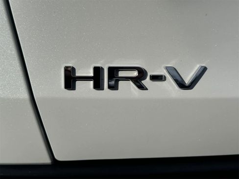 Used 2024 Honda HR-V LX image 6