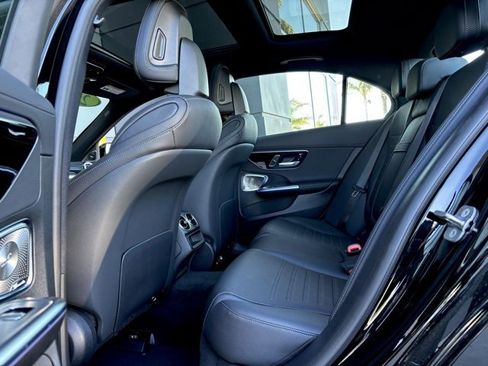 Used 2025 Mercedes-Benz C 300 Sedan image 10