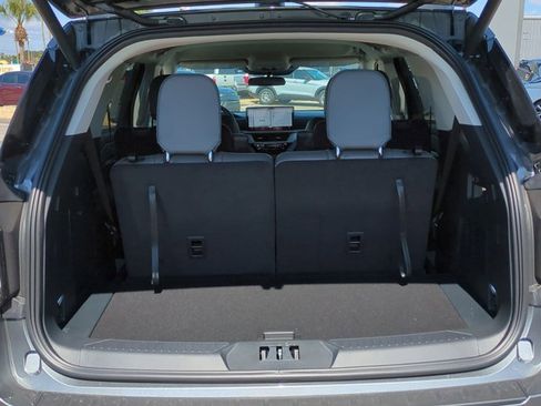 New 2026 Ford Explorer Active w/ Active Comfort Package image 13