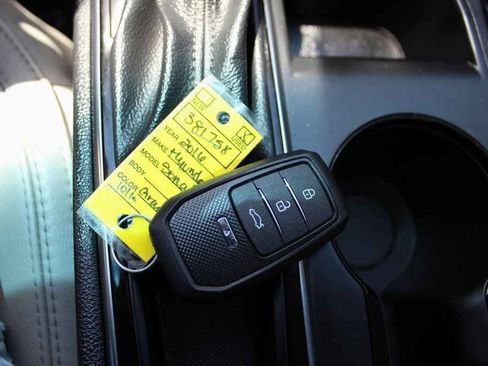 Used 2016 Hyundai Sonata Limited w/ Option Group 04 FWD image 28