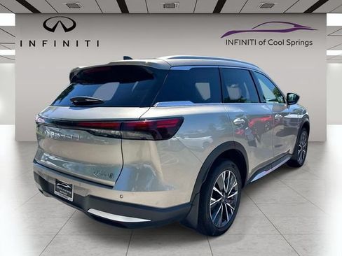 Certified 2026 INFINITI QX60 Luxe w/ Cargo Package AWD/4WD image 7