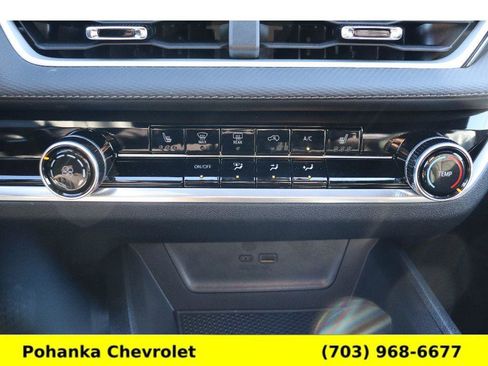 New 2026 Chevrolet Equinox LT image 17