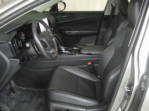 Used 2023 Lexus NX 350 AWD image 8