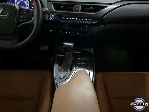 Used 2019 Lexus UX 250h w/ Premium Package image 12