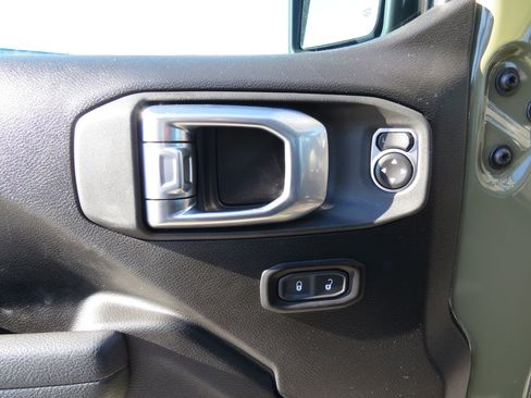 Used 2025 Jeep Wrangler Unlimited Sport S 4xe w/ Convenience Group image 18