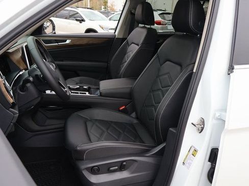 New 2026 Volkswagen Atlas SE image 12