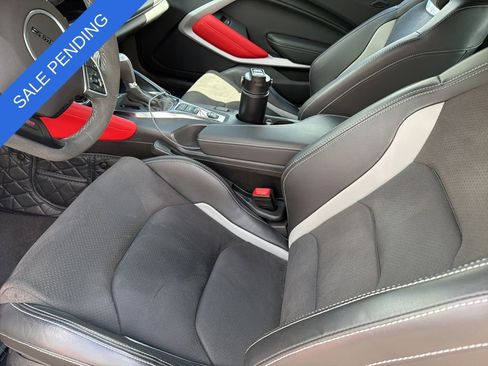 Used 2022 Chevrolet Camaro SS RWD image 8