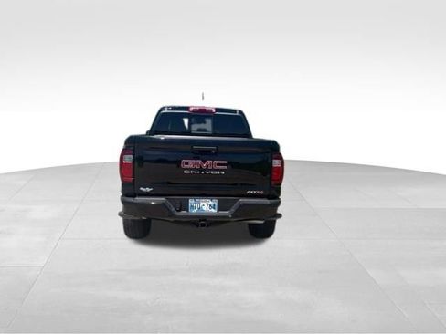 Used 2024 GMC Canyon AT4 w/ AT4 Premium Package AWD/4WD image 4
