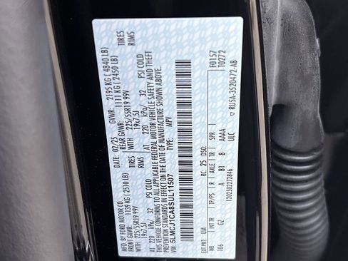 Used 2025 Lincoln Corsair FWD w/ Equipment Group 101A image 33