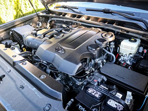 Used 2021 Toyota 4Runner TRD Off-Road Premium image 34