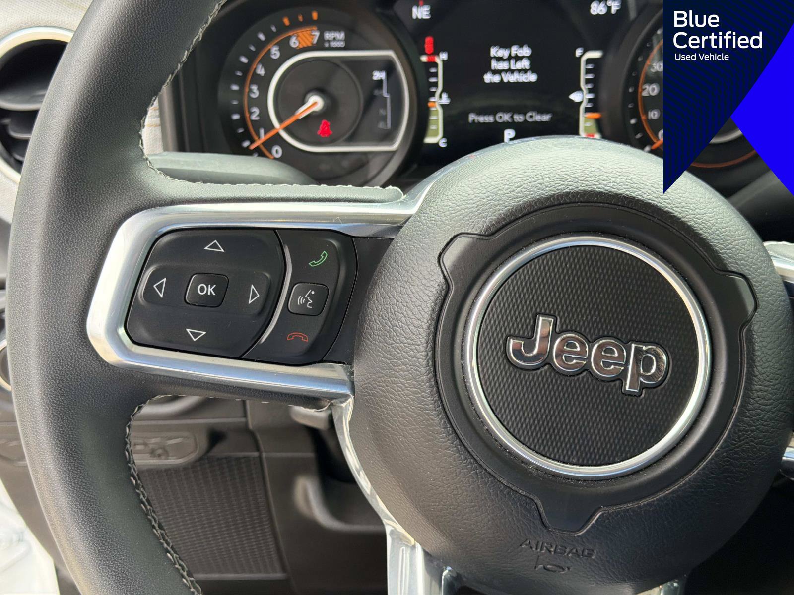 Used 2025 Jeep Wrangler Unlimited Sahara AWD/4WD image 31