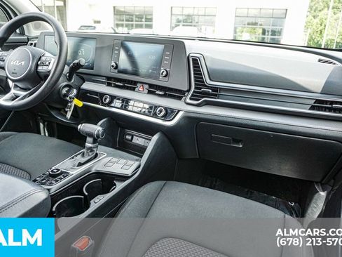 Used 2025 Kia Sportage LX FWD image 24