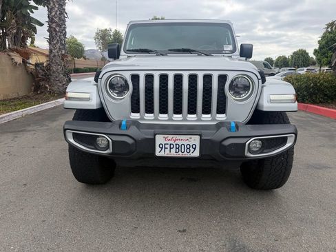 Used 2023 Jeep Wrangler Unlimited Sahara w/ Cold Weather Group AWD/4WD image 4